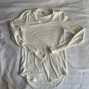 Aritzia Wilfred Free Soft Knit Long Sleeve